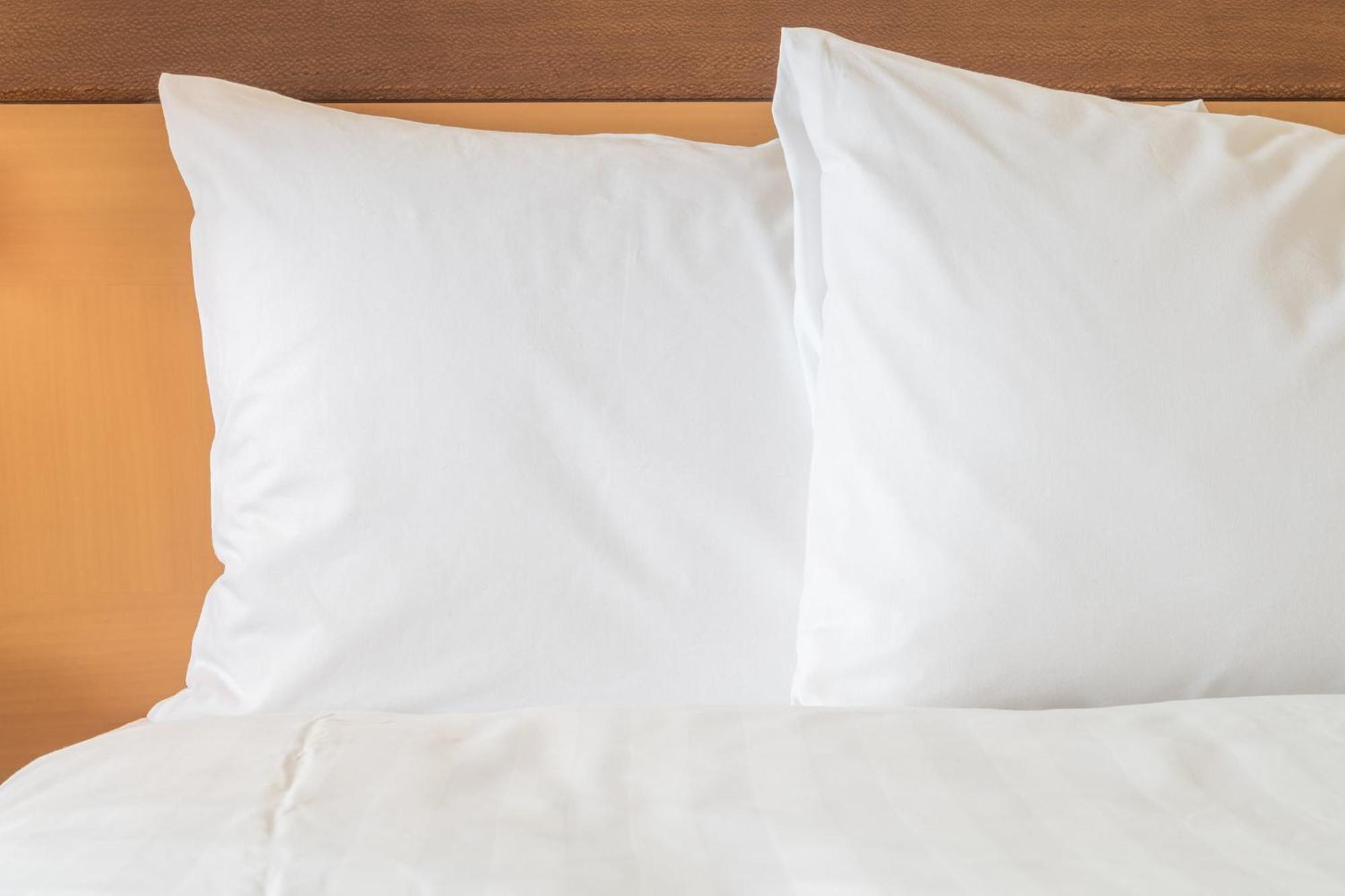 Intercontinental Centre By Ihg 4* Toronto